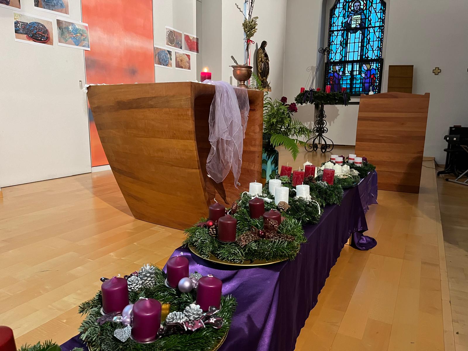 Segnung der Adventkränze